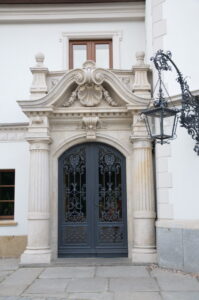 Krzyżowice. Pałac z XVIII wieku.