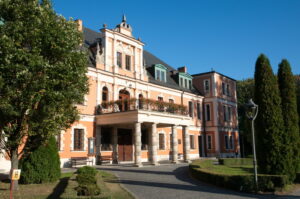 Kobierzyce. Pałac z XVIII wieku.