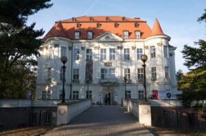 Wrocław Leśnica. Barokowy zamek z XVII i XVIII wieku.